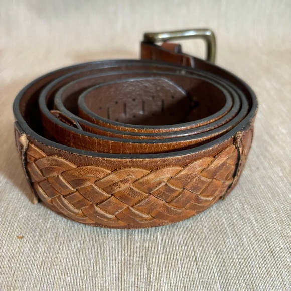 LEVI’S  STRAUSS Sz 42-44 Perforated & Braided Leather Belt - Picture 3 of 7